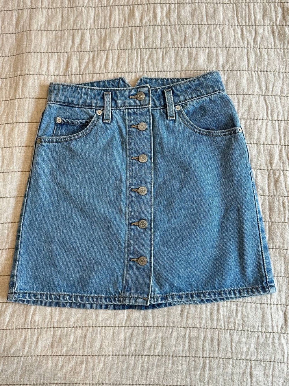 Levi's Light Blue Button-Front Denim Mini Skirt